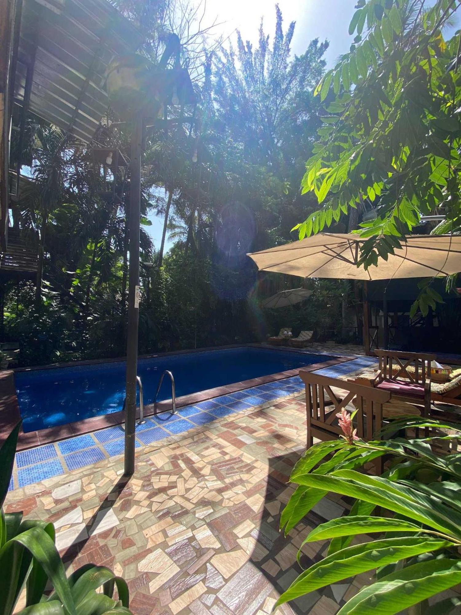 Boutique Hotel Pavillon Abidjan Exteriör bild